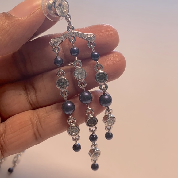 Vintage Retro Silvertone Long Tassel Drop Dangle Earrings with Pearls & Stones - Picture 4 of 4